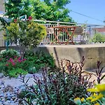 Vega - Spacious Home, Garden, Terrace & Garage Apartment Sibenik