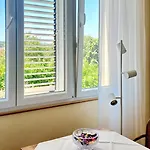 Vega - Spacious Home, Garden, Terrace & Garage Sibenik