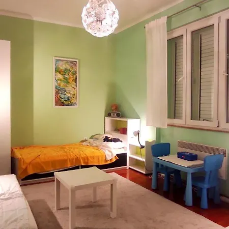 Apartment Vega With Private Garden, Terrace And Garage Sibenik