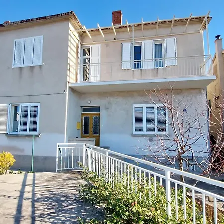 Vega With Private Garden, Terrace And Garage Apartment Sibenik