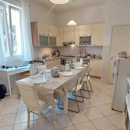 Vega With Private Garden, Terrace And Garage