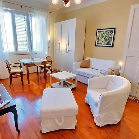 Vega With Private Garden, Terrace And Garage Apartamento Šibenik