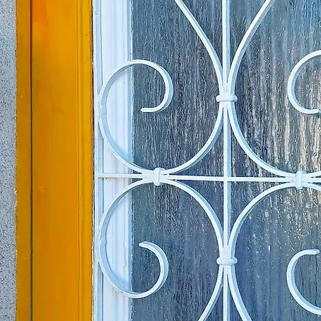 公寓 Vega With Private Garden, Terrace And Garage