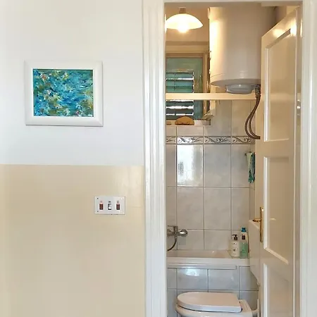 Vega With Private Garden, Terrace And Garage 公寓