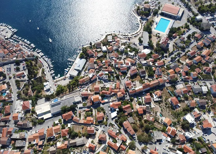 Daire Vega With Private Garden, Terrace And Garage *