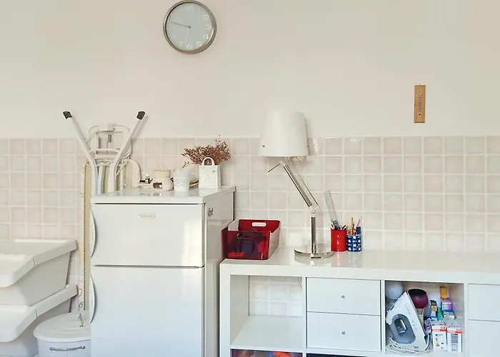 Vega - Spacious Home, Garden, Terrace & Garage 아파트 *